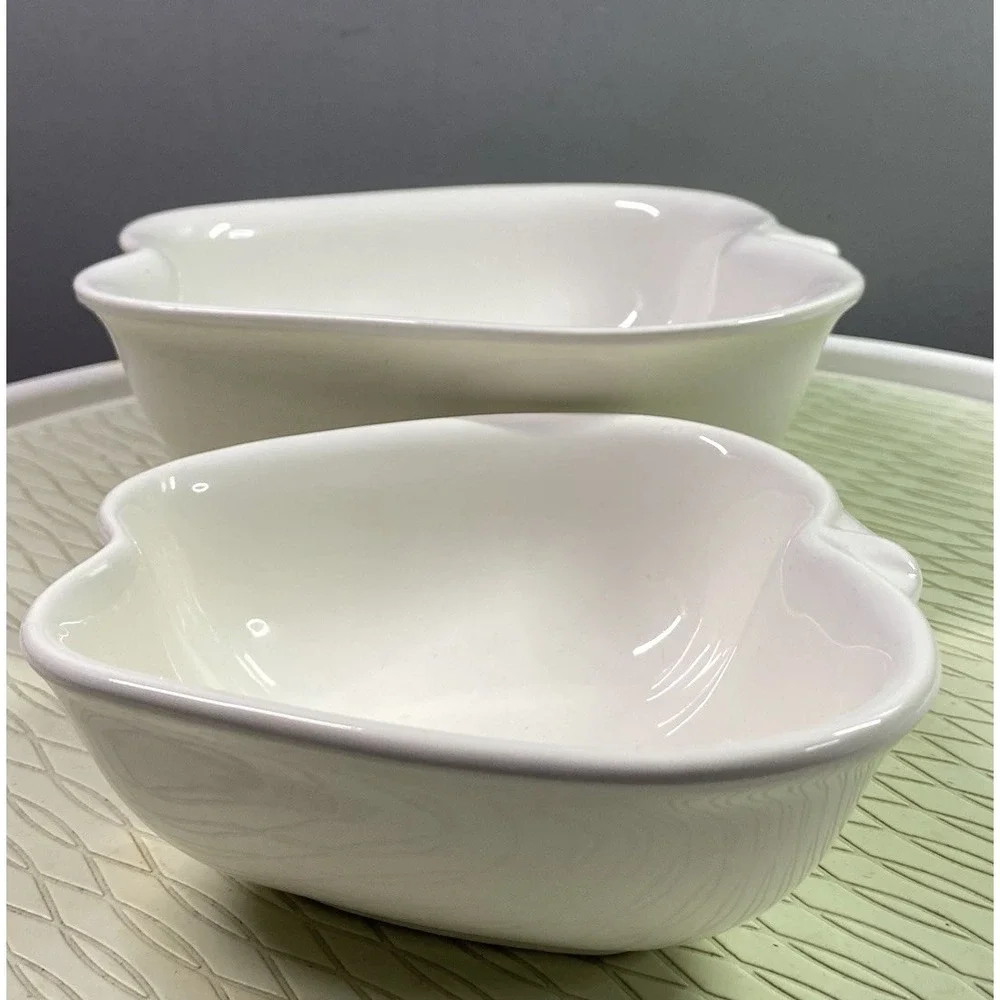 PFALTZGRAFF Vintage APPLE Shaped Set of TWO White bowls EUC‎